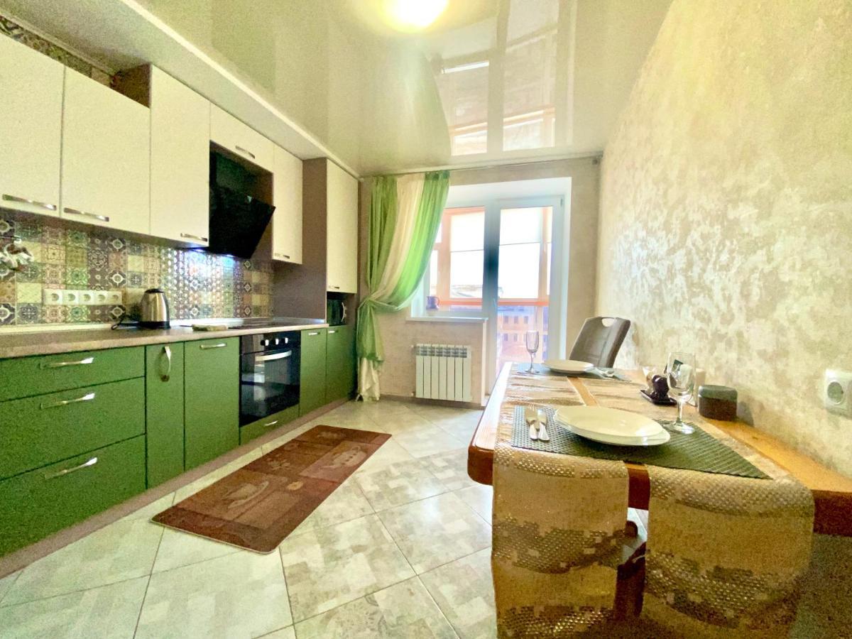 Apartpoltava Простора Однокімнатна Квартира В Новобудові, Корпусний Парк Kültér fotó