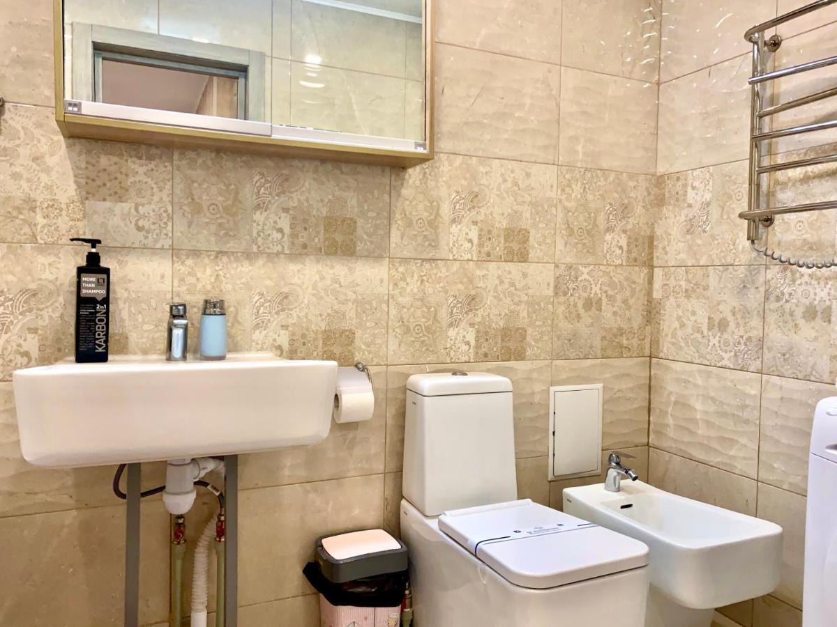 Apartpoltava Простора Однокімнатна Квартира В Новобудові, Корпусний Парк Kültér fotó