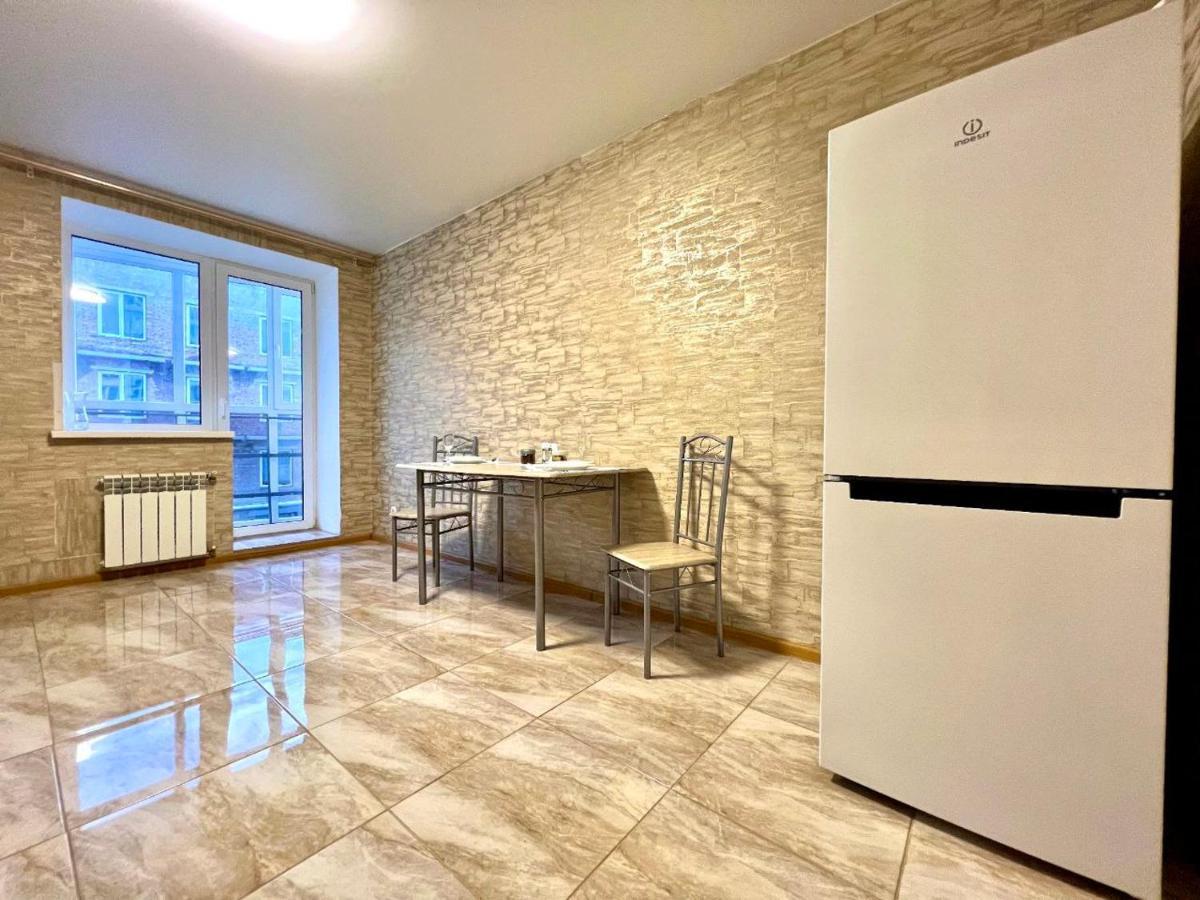 Apartpoltava Простора Однокімнатна Квартира В Новобудові, Корпусний Парк Kültér fotó